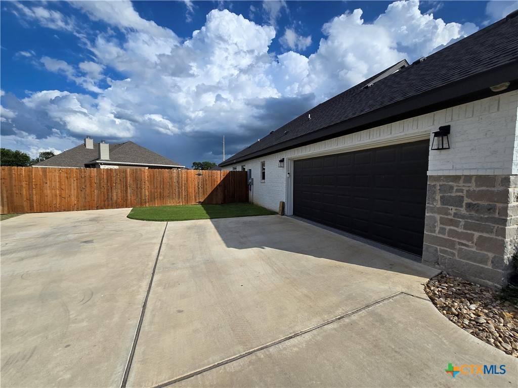 Temple, TX 76502,7130 Crystal Valley DR