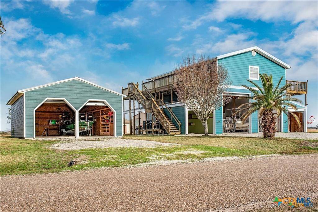 Seadrift, TX 77983,19 Dewberry LN
