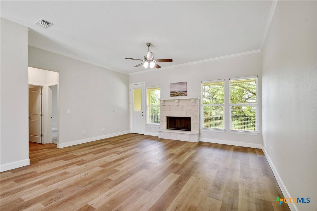 San Marcos, TX 78666,2109 Meadow View DR