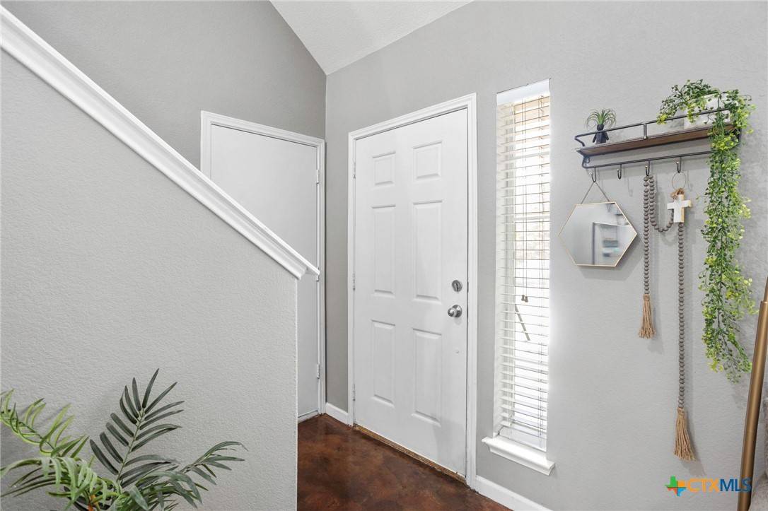 San Marcos, TX 78666,109 Dolly ST