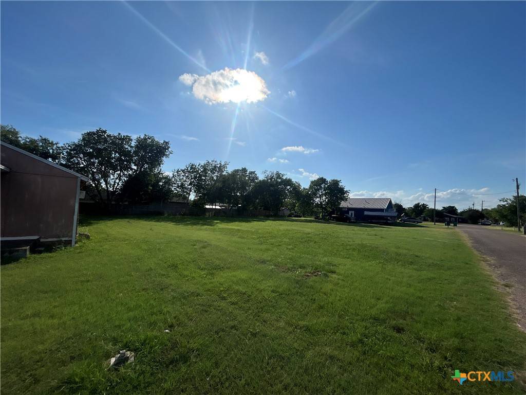 Mcgregor, TX 76657,TBD Rogers ST