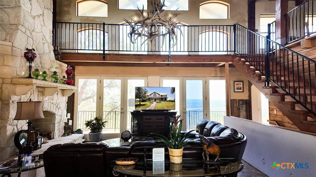 Marble Falls, TX 78654,6401 Muleshoe Bend TRL