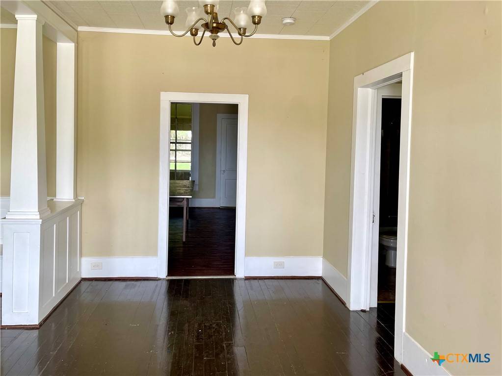Goliad, TX 77963,114 N Market ST