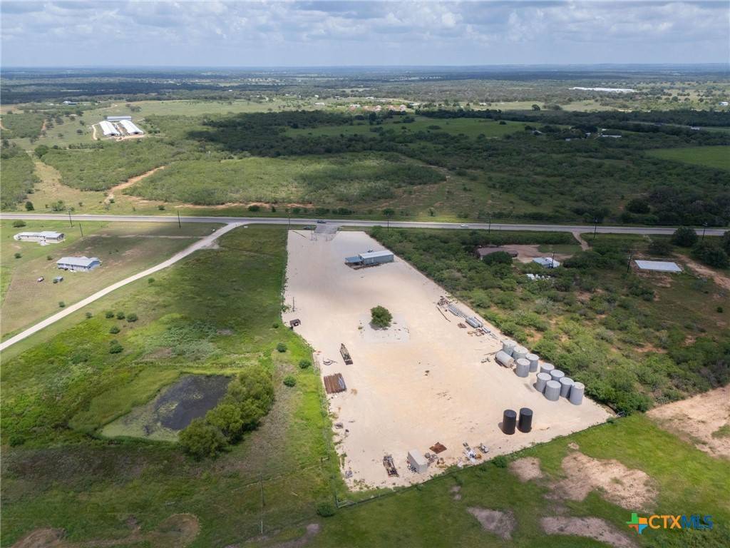 Gonzales, TX 78629,756 S H 304