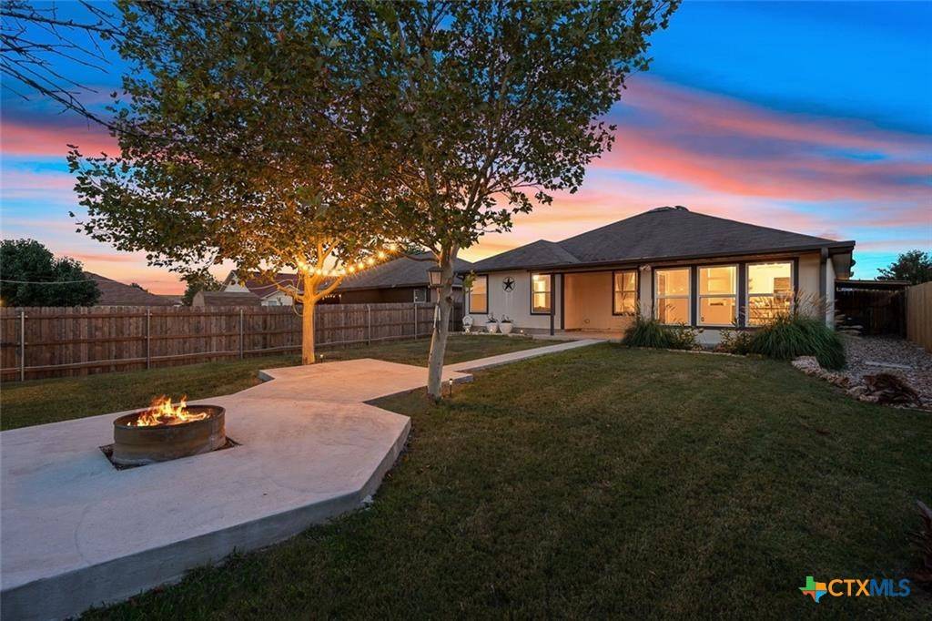 Jarrell, TX 76537,145 Amber LN