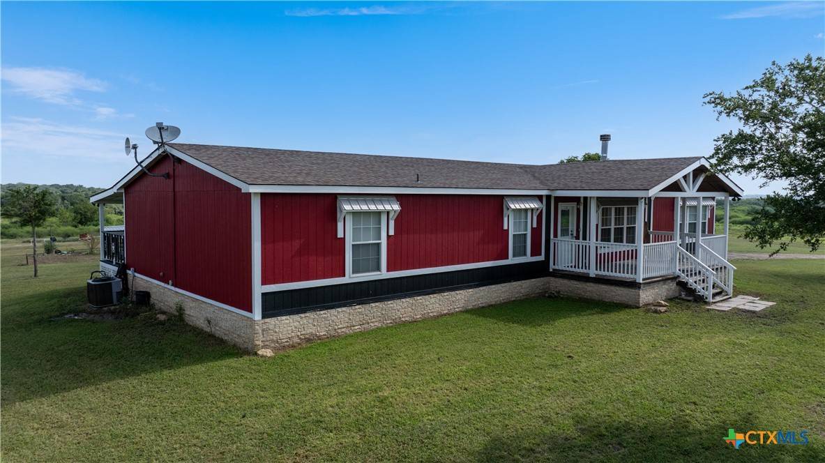 Hallettsville, TX 77964,262 County Road 150