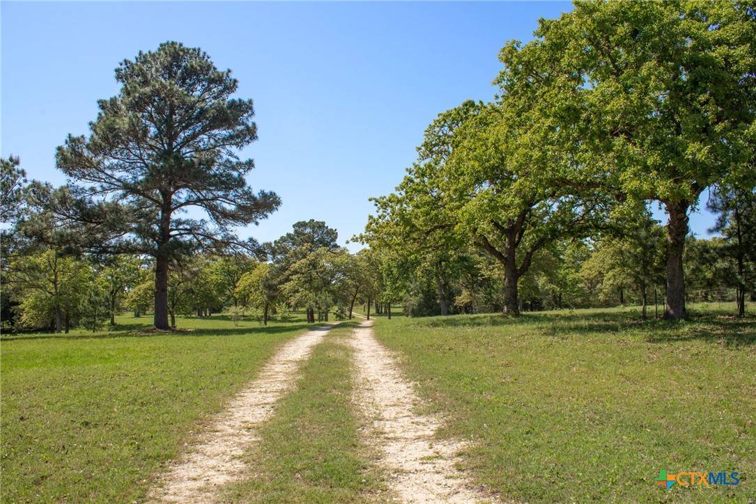 Red Rock, TX 78662,490 John Craft RD