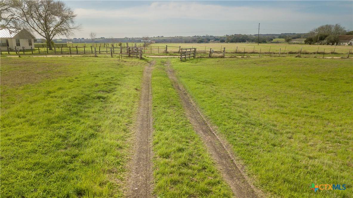 Shiner, TX 77984,Tract 6 County Road 359A