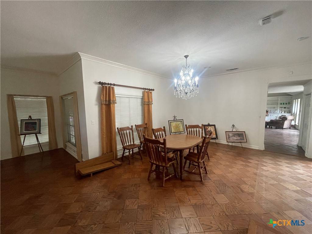 Victoria, TX 77904,403 Turtle Rock DR