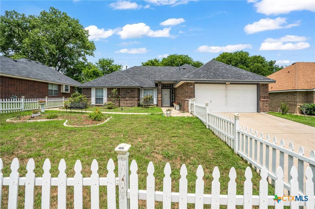 Harker Heights, TX 76548,406 Gina DR
