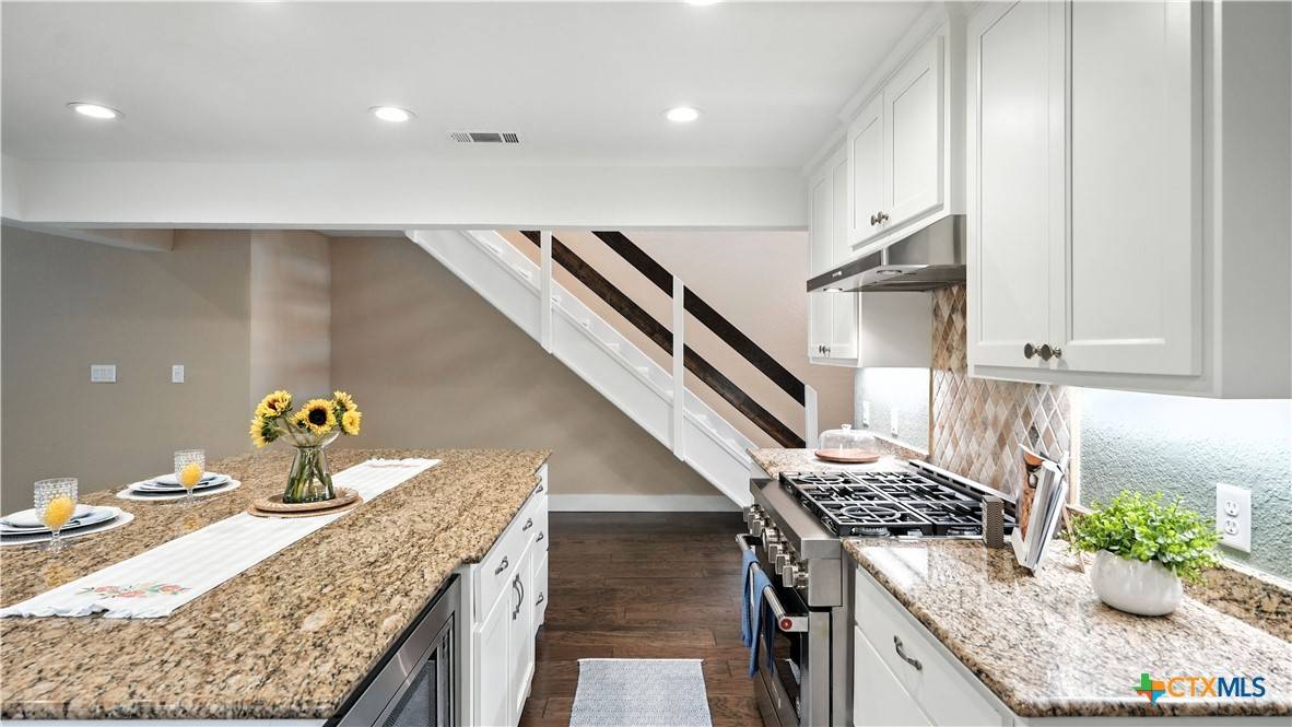 New Braunfels, TX 78132,150 Spring HOLW