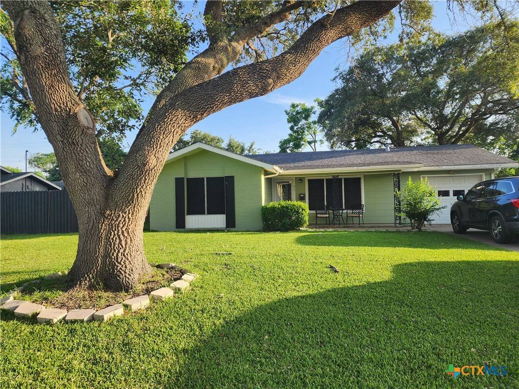 Port Lavaca, TX 77979,413 Fairmont ST