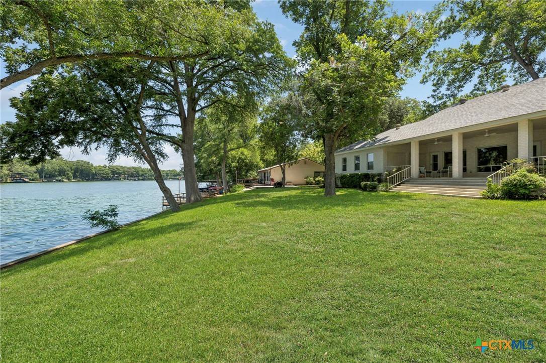 New Braunfels, TX 78130,1113 E Zipp RD