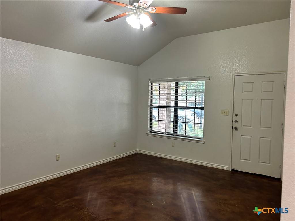 Temple, TX 76502,203 Andy LN #B