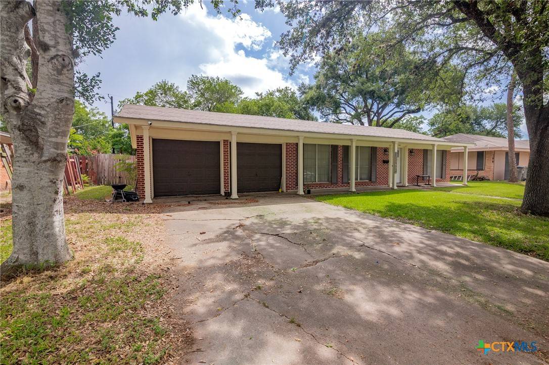 Victoria, TX 77901,104 Scarborough DR