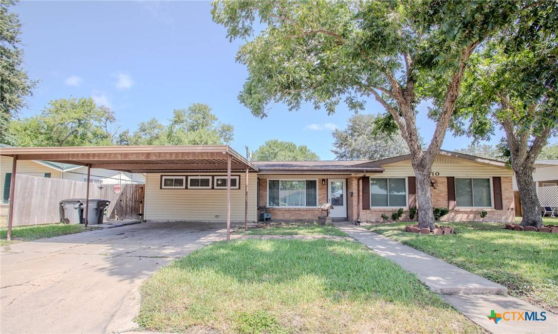 Victoria, TX 77901,1710 E Mesquite LN