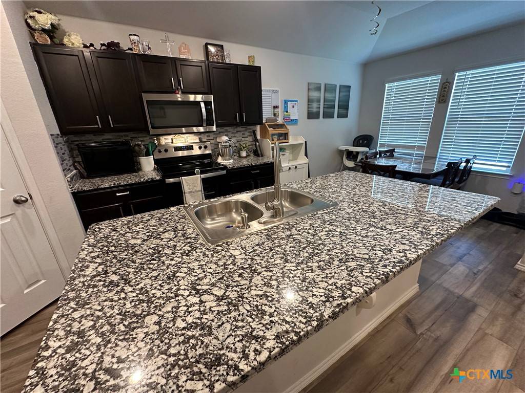 Troy, TX 76579,1036 Chambray DR