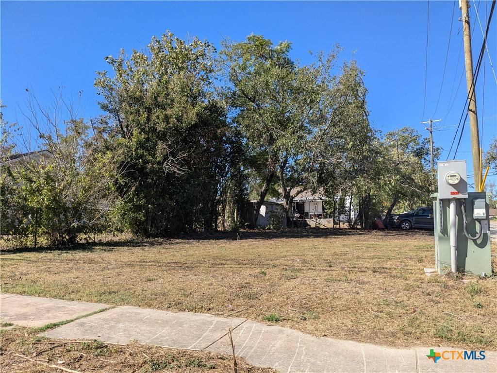 Temple, TX 76504,309 W Avenue P