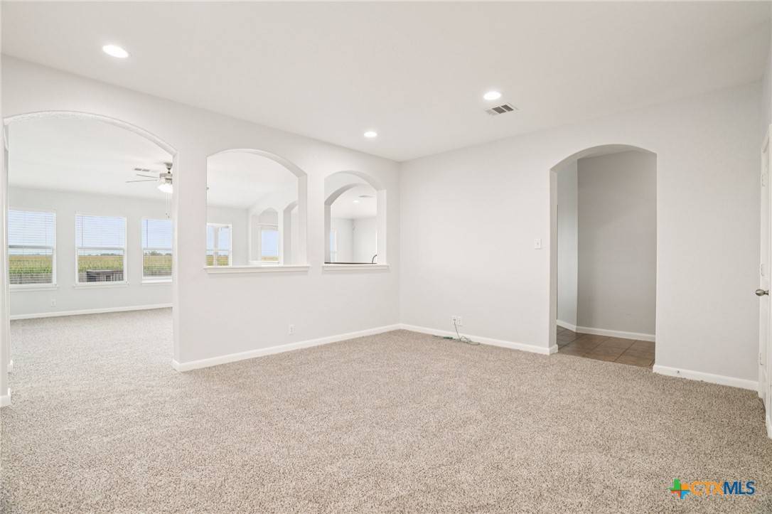 New Braunfels, TX 78130,907 Avery Pkwy