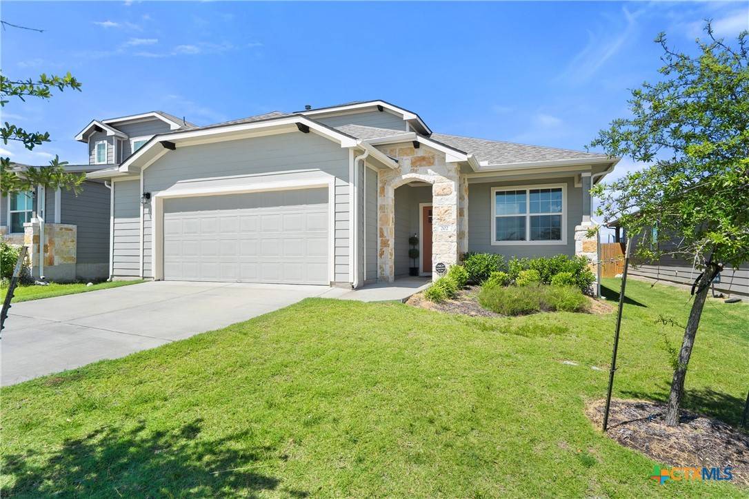 Hutto, TX 78634,202 Barton Creek LN