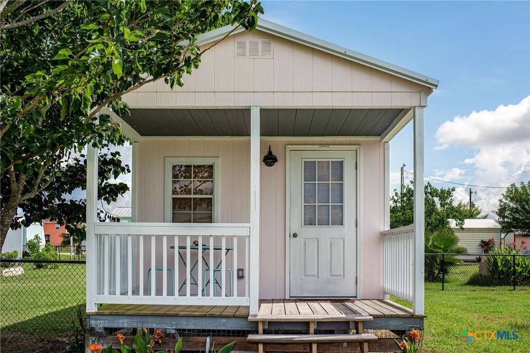 Port Lavaca, TX 77979,50 Catherine ST