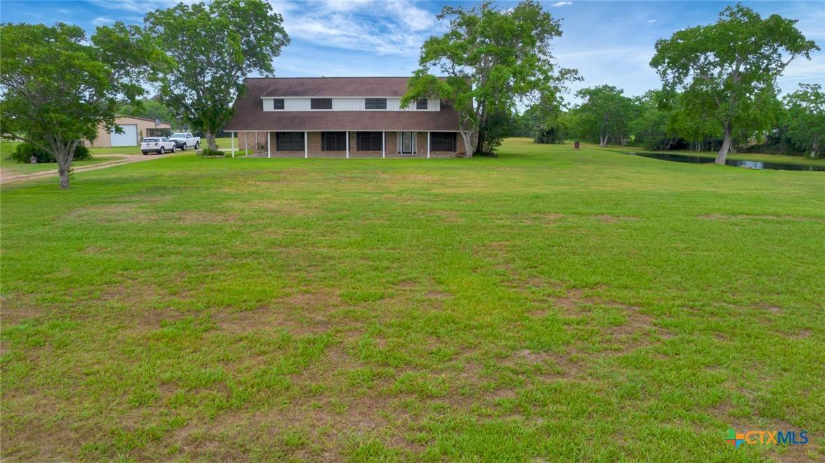 Inez, TX 77968,3662 N Fm 444