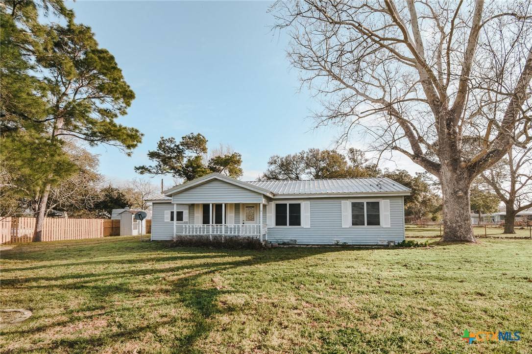 Victoria, TX 77905,127 S Mesquite DR