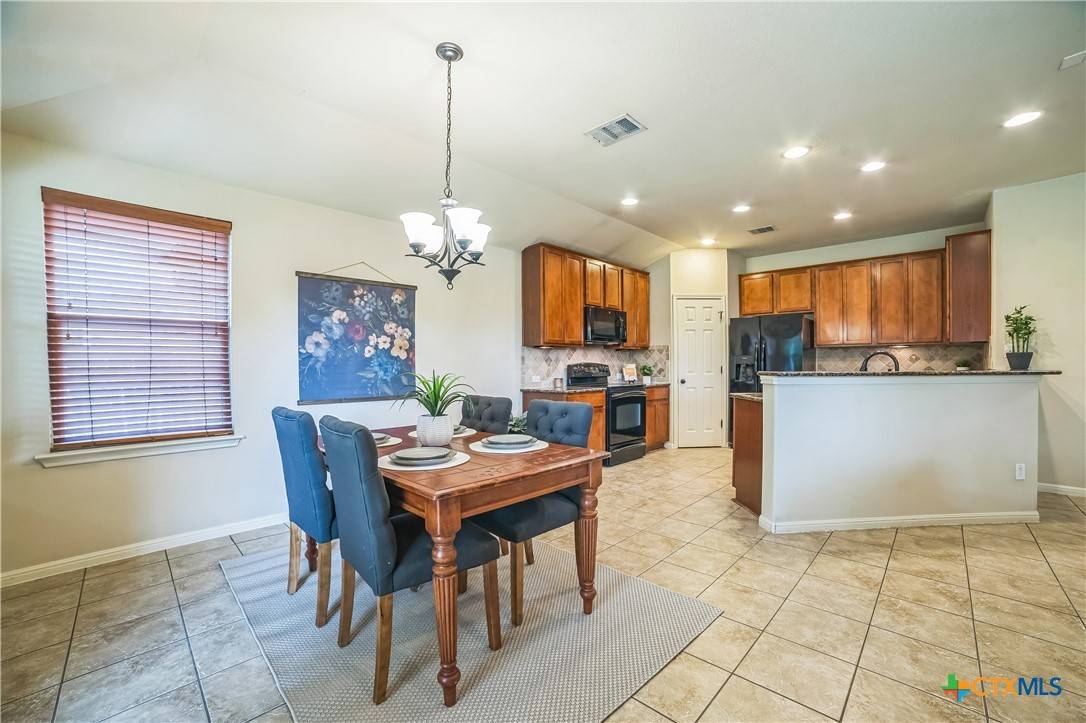 Georgetown, TX 78628,7906 Pebble Creek DR