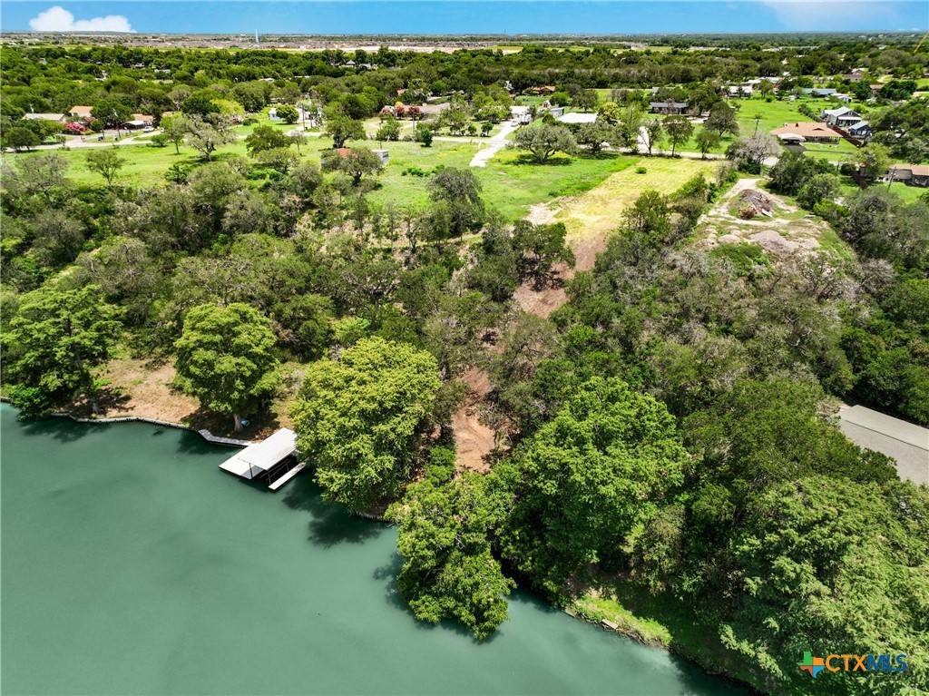New Braunfels, TX 78130,505 E Zipp RD