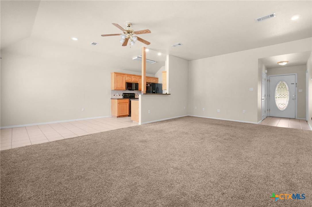Lampasas, TX 76550,1004 W North AVE
