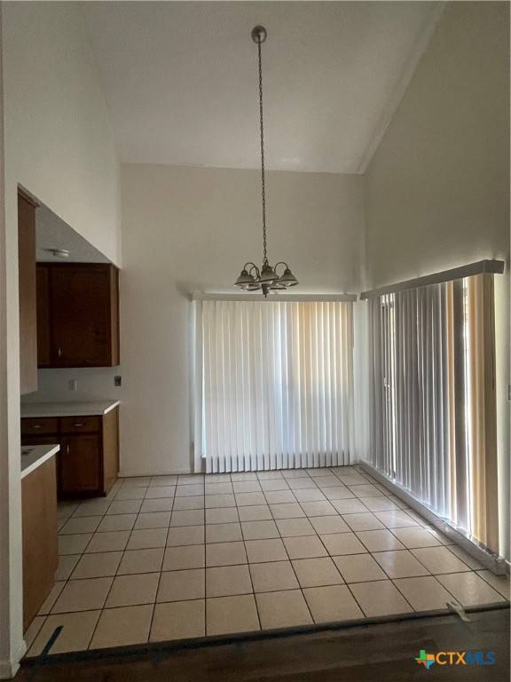 Victoria, TX 77901,513 Camelot DR