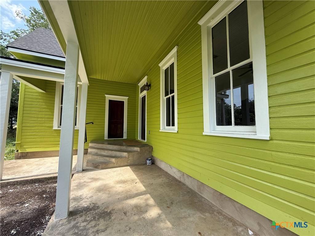 Maxwell, TX 78656,184 3rd ST