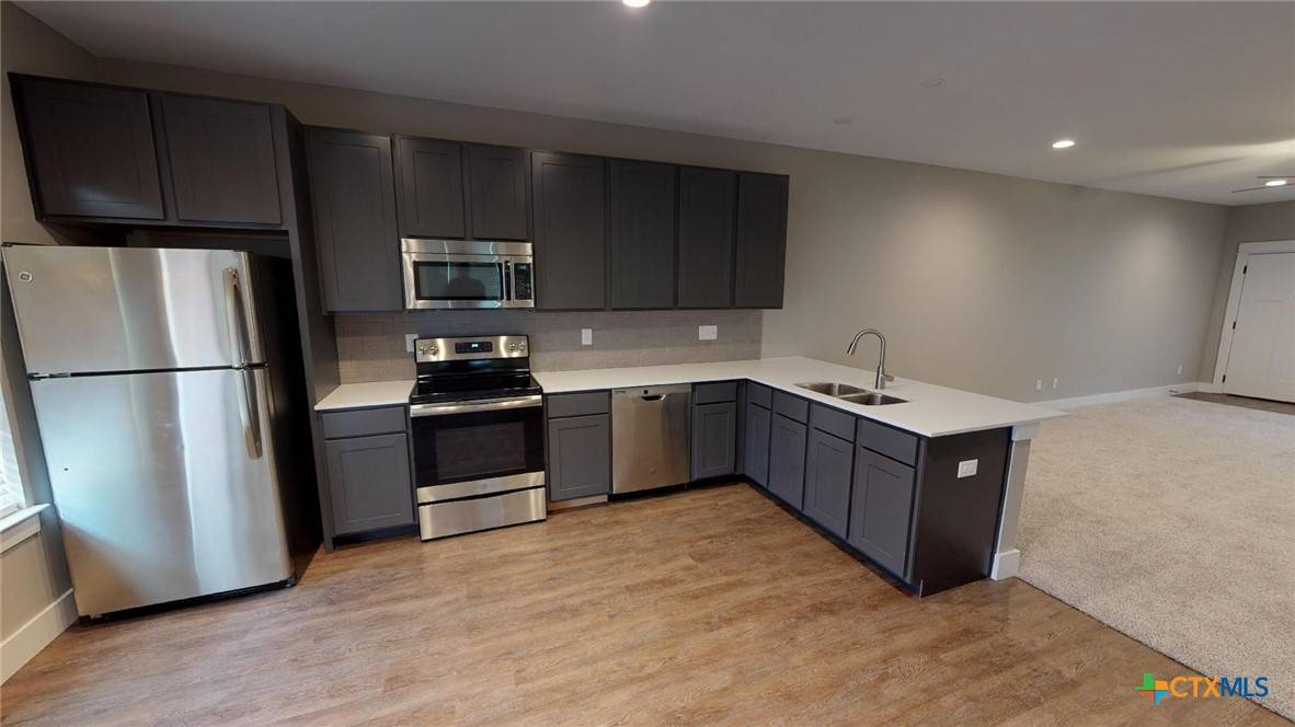 San Marcos, TX 78666,311 Craddock AVE #201
