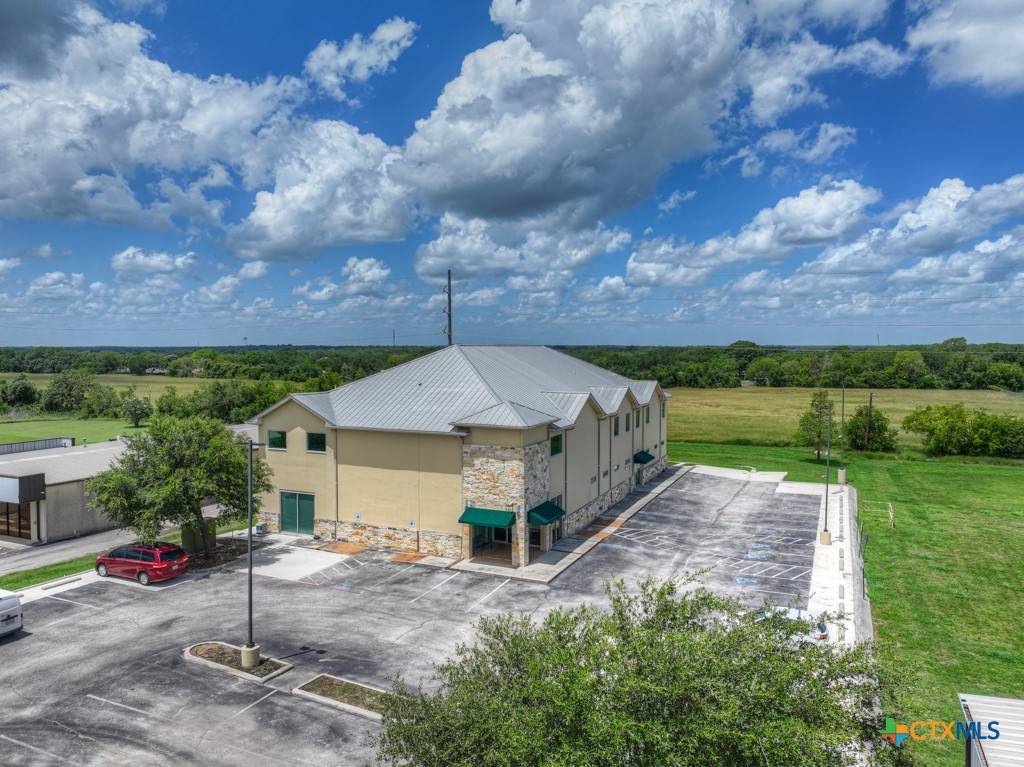 Seguin, TX 78155,936 S Highway 123 BYP