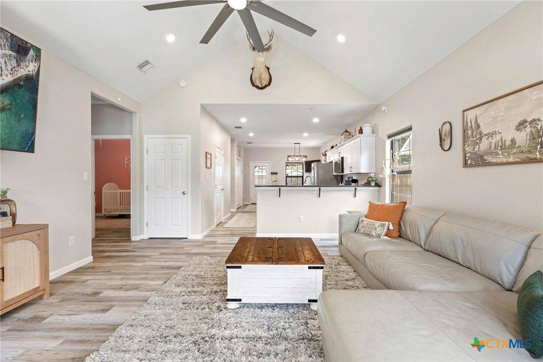 Luling, TX 78648,312 Holly AVE