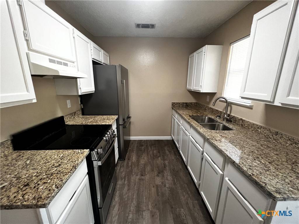 Wimberley, TX 78676,301 Rockwood DR #j-6