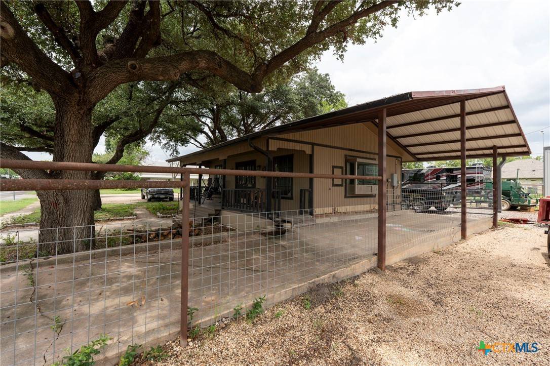 Bartlett, TX 76511,308 S Dalton ST