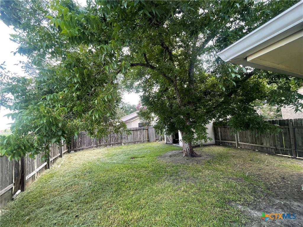 Victoria, TX 77901,102 Milann ST #B