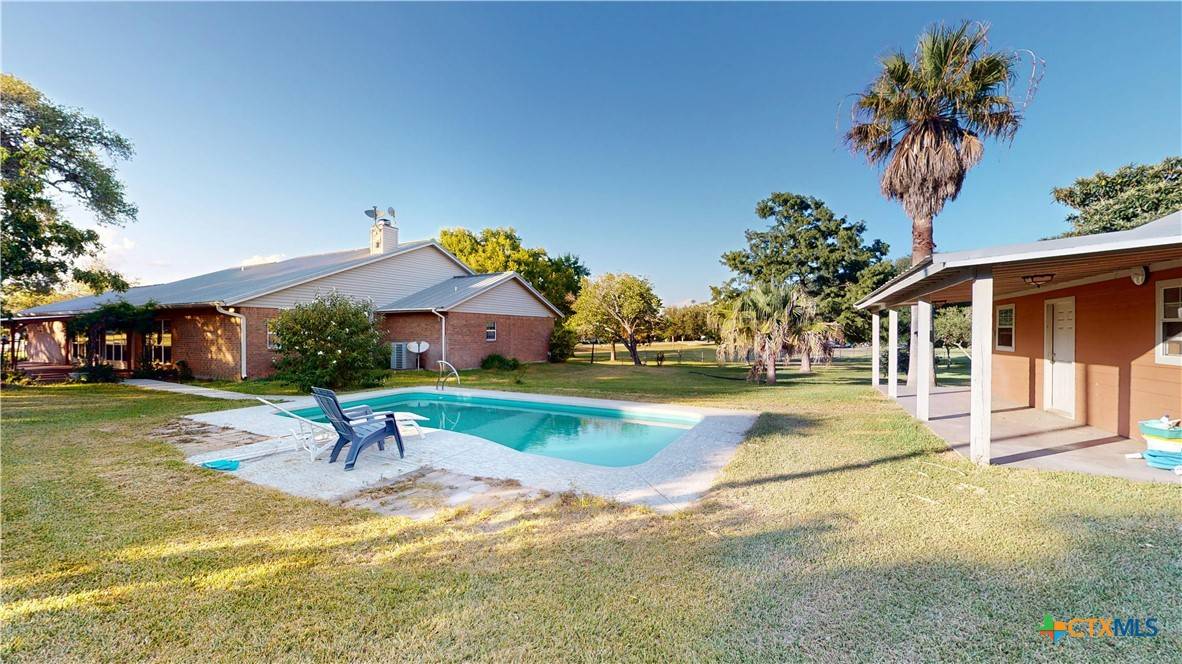Victoria, TX 77905,234 Lakeview DR