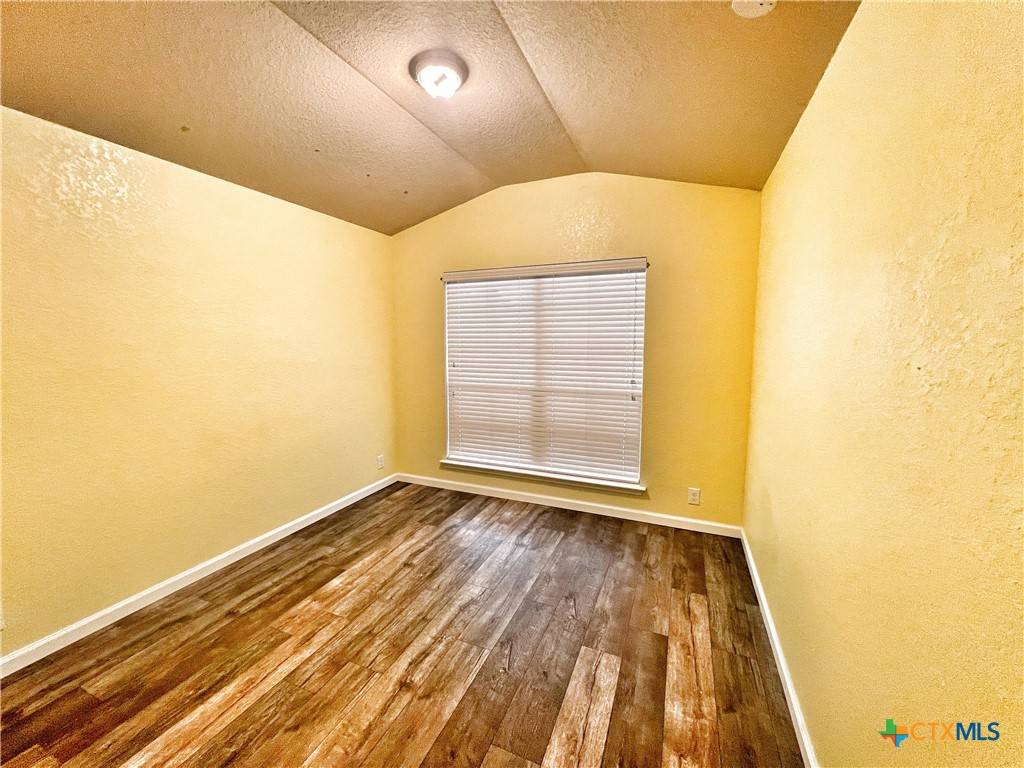 New Braunfels, TX 78130,2141 Sinclair DR