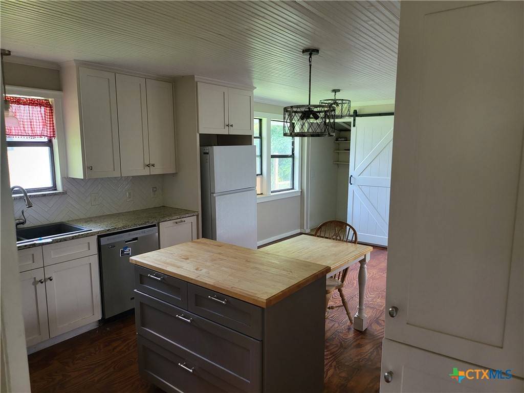 Prairie Lea, TX 78661,197 Mustang ST