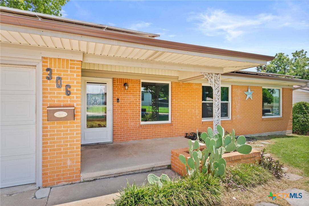 Temple, TX 76501,306 W Victory AVE