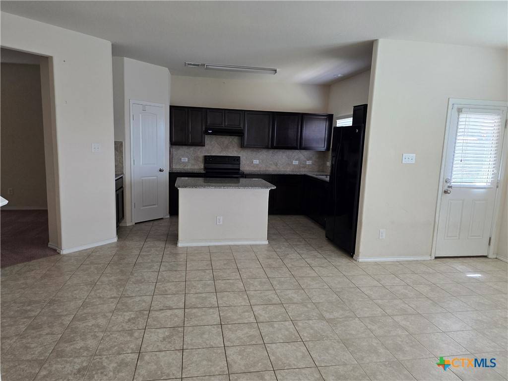 Jarrell, TX 76537,260 Circle WAY #22E