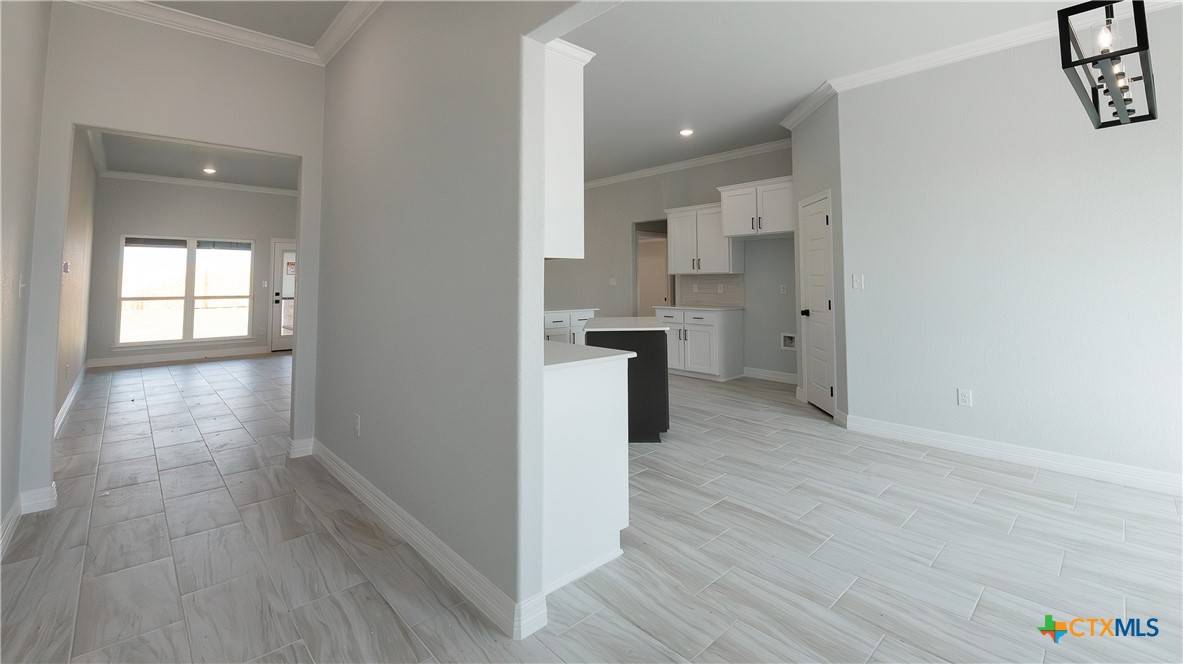 Hewitt, TX 76643,1321 Red Rock RD