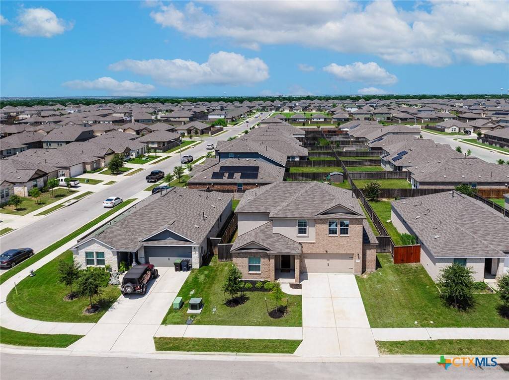 Hutto, TX 78634,305 Arnage DR