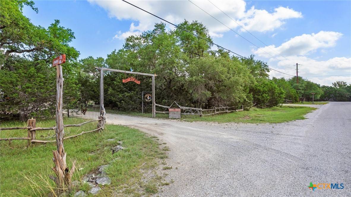 Spring Branch, TX 78070,857 Derrick DR