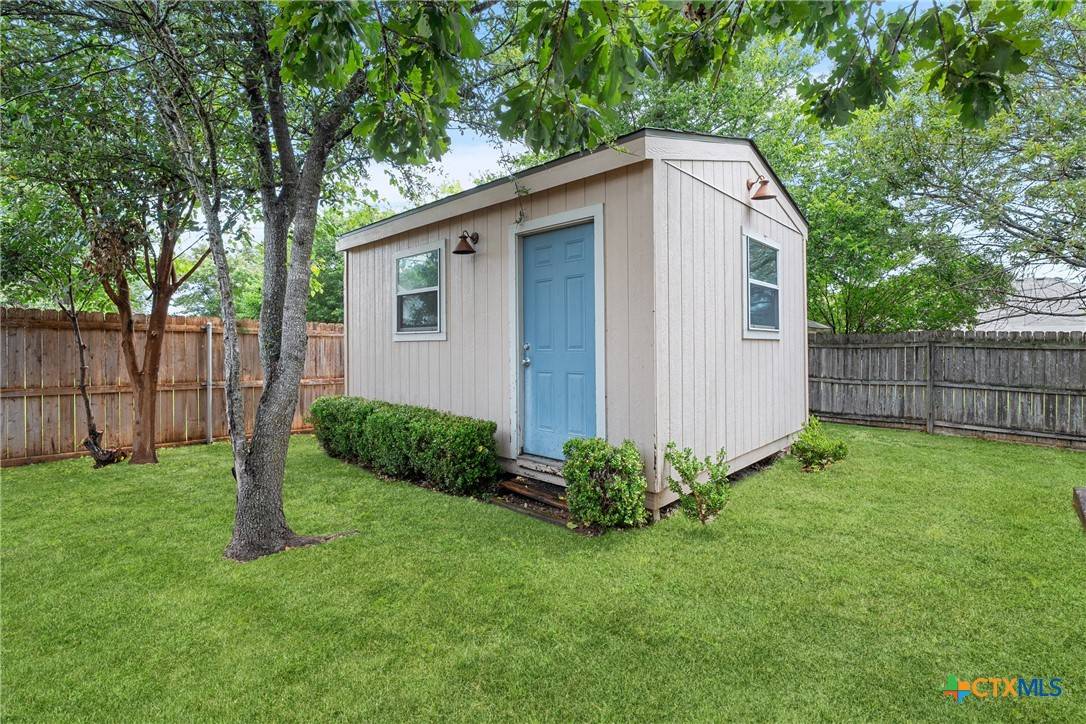 Temple, TX 76502,1707 Bent Oak DR