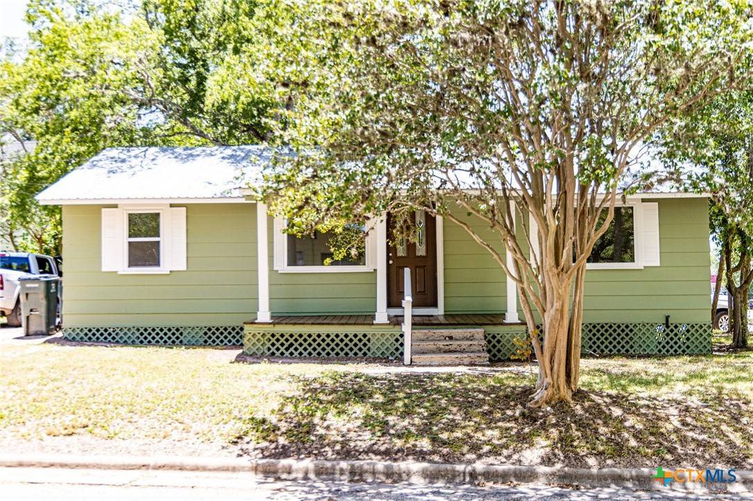 Hallettsville, TX 77964,200 Bowie ST