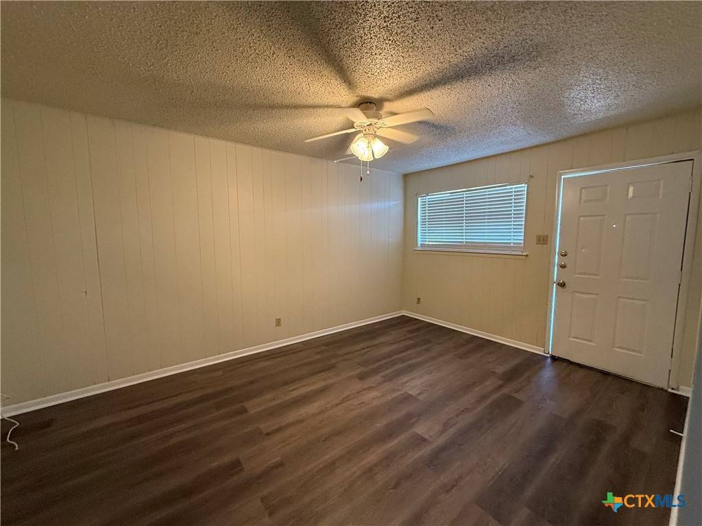 Killeen, TX 76543,2902 Lake RD #5