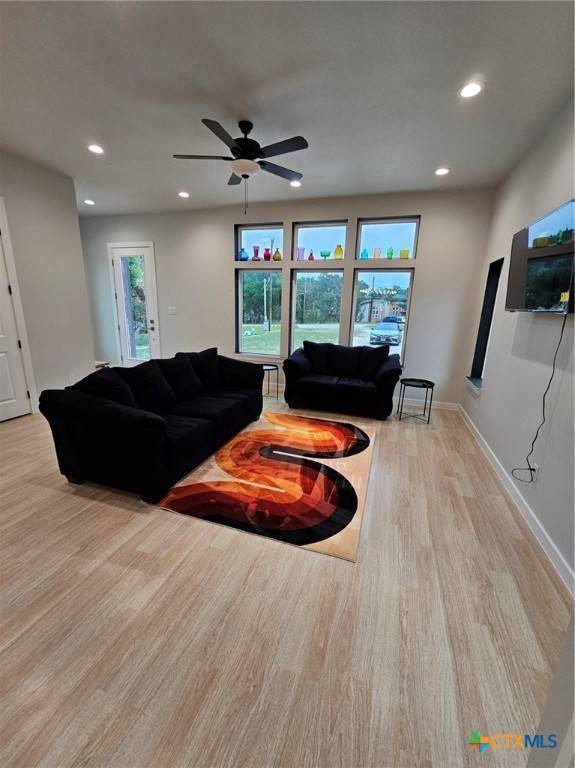 Canyon Lake, TX 78133,1963 GREEN HILL DR